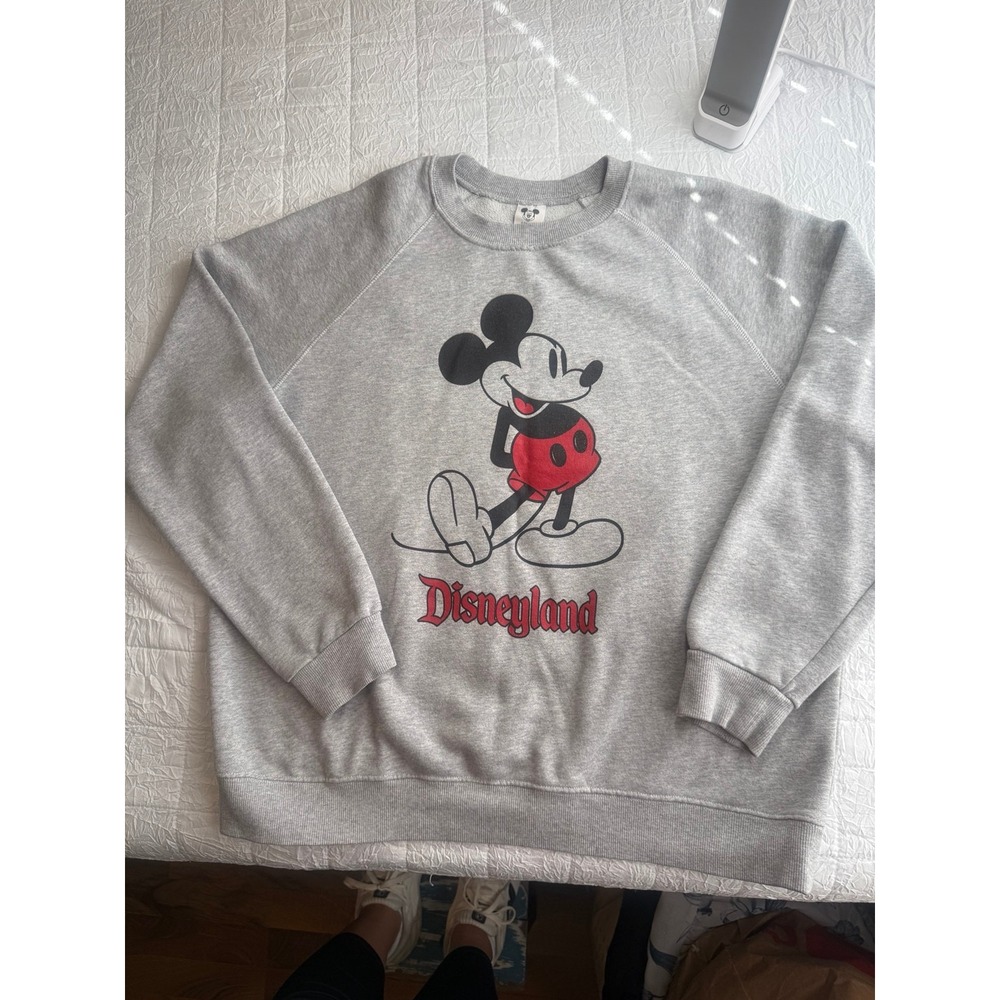 Disneyland Mickey Mouse Crewneck Sweatshirt Adult XL Gray Disney Parks Fleece